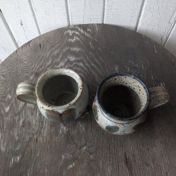 Two Handmade Ceramic Mugs Grey and Blue - Picture 3 of 9